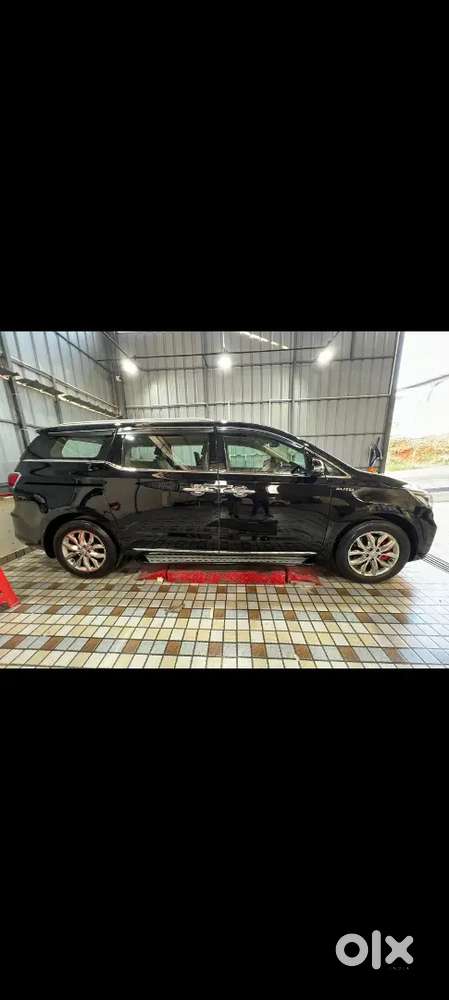 Kia Carnival 2020 Diesel Well Maintained