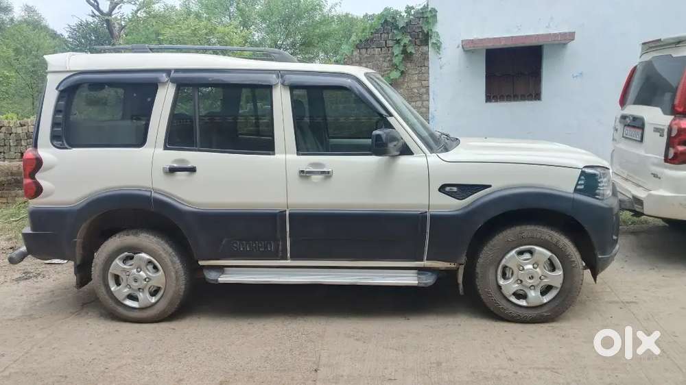 Mahindra Scorpio 2017 12 Month Diesel 92500 Km Driven