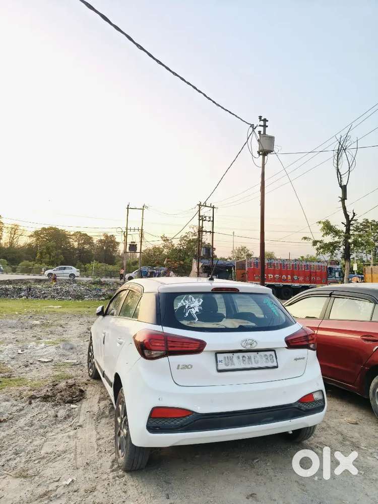 Hyundai I20 2020 Petrol 100000 Km Driven