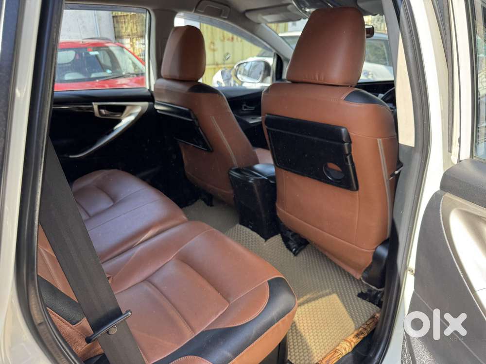 Toyota Innova Crysta