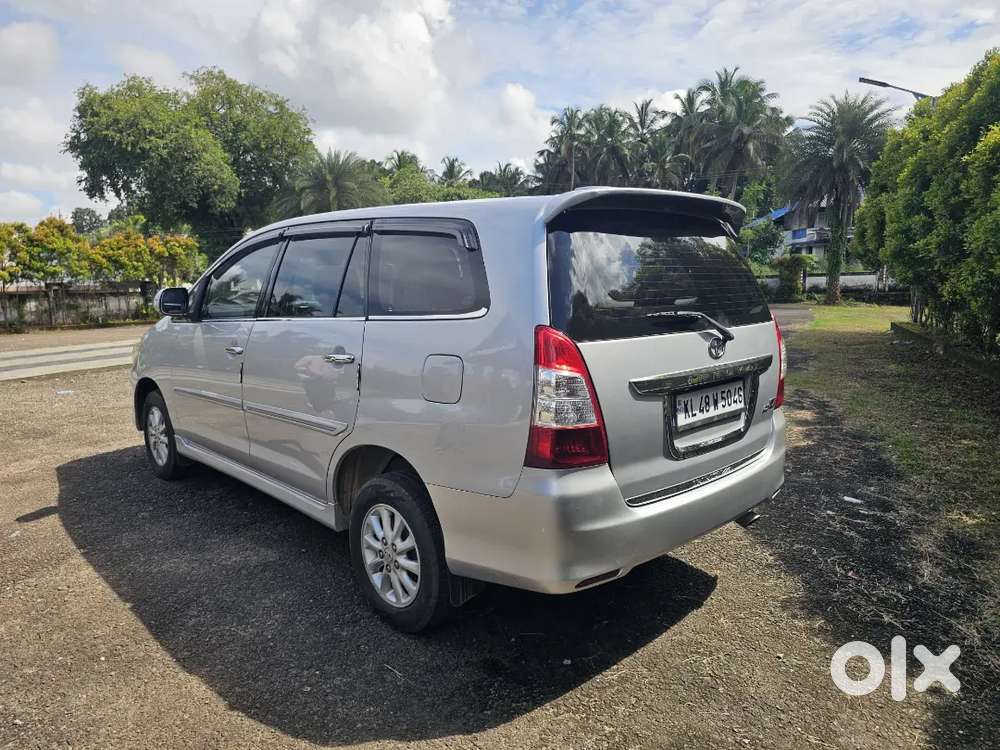 Toyota Innova Diesel Manual 2012/2013 Re Registration.