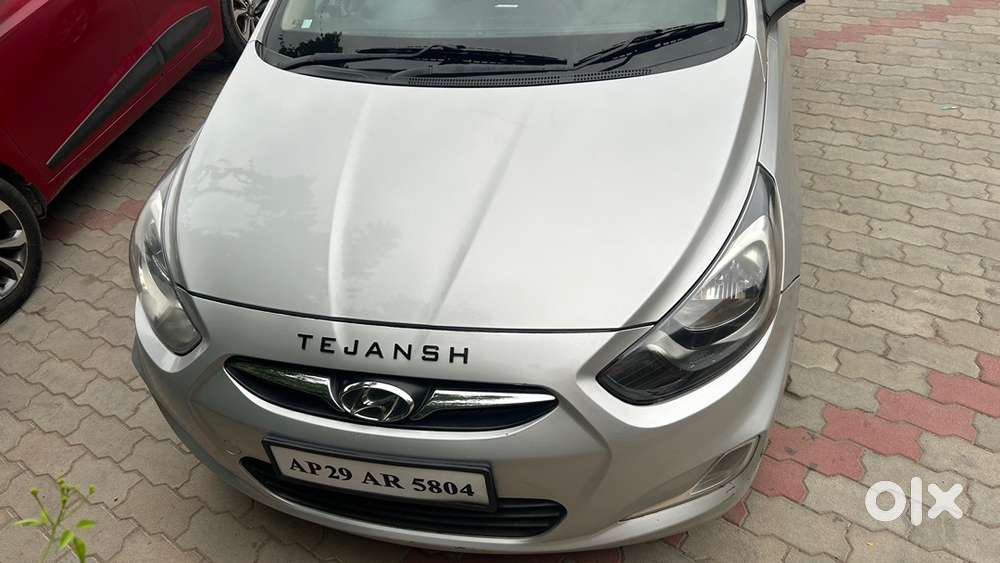 Hyundai Verna 2011 Second-owner Petrol