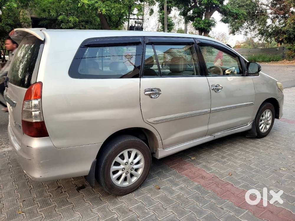 Toyota Innova 2.5 Vx 8 Str, 2012, Diesel