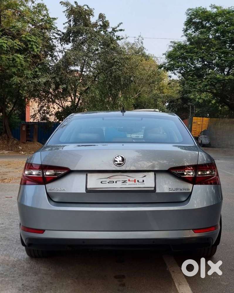 Skoda Superb 2.0 Tsi At L&k, 2018, Petrol