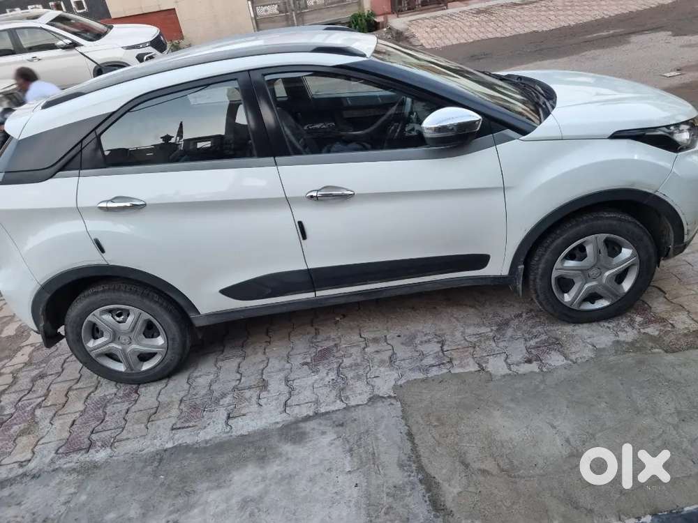 Tata Nexon 2022 Less Driven Single Hand