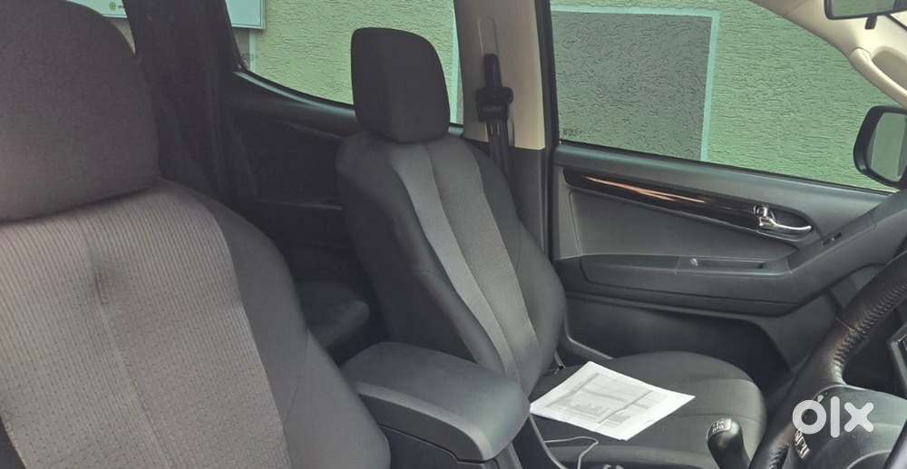 Isuzu D-max 2025 Diesel 10000 Km Driven