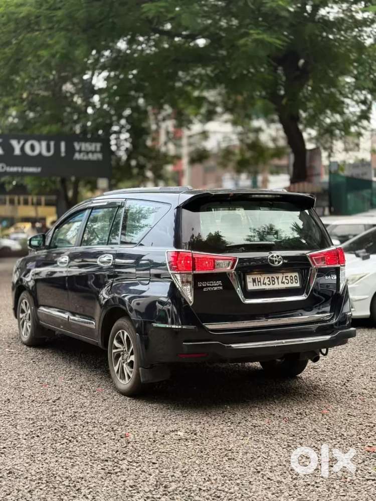 Toyota Innova Crysta [2020-ongoing] 2.4 Vx 8 Str, 2021, Diesel
