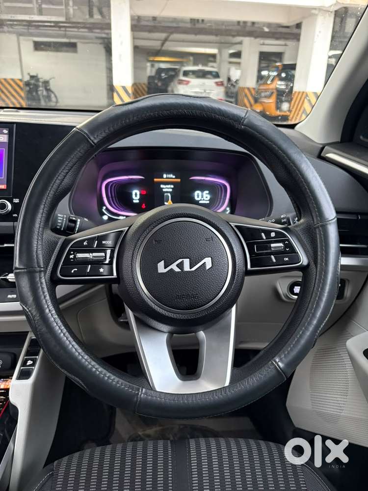Kia Carens 1.5 Prestige 7 Str, 2024, Petrol