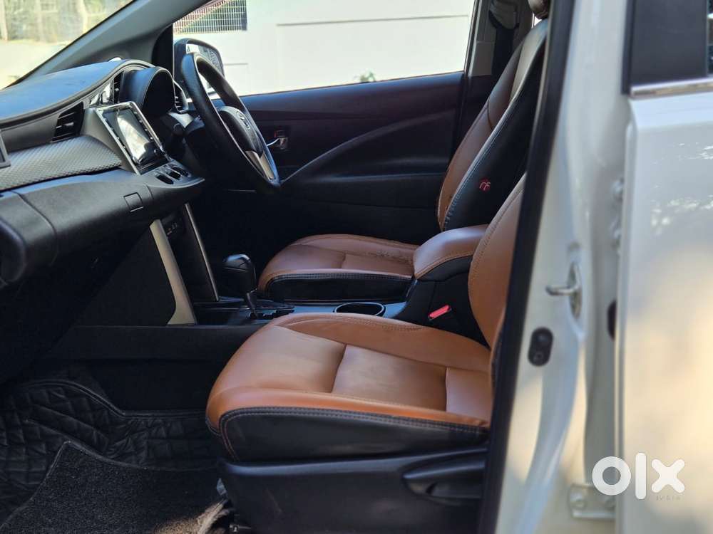 Toyota Innova Crysta [2020-ongoing] 2.4 Zx At 7 Str, 2022, Diesel