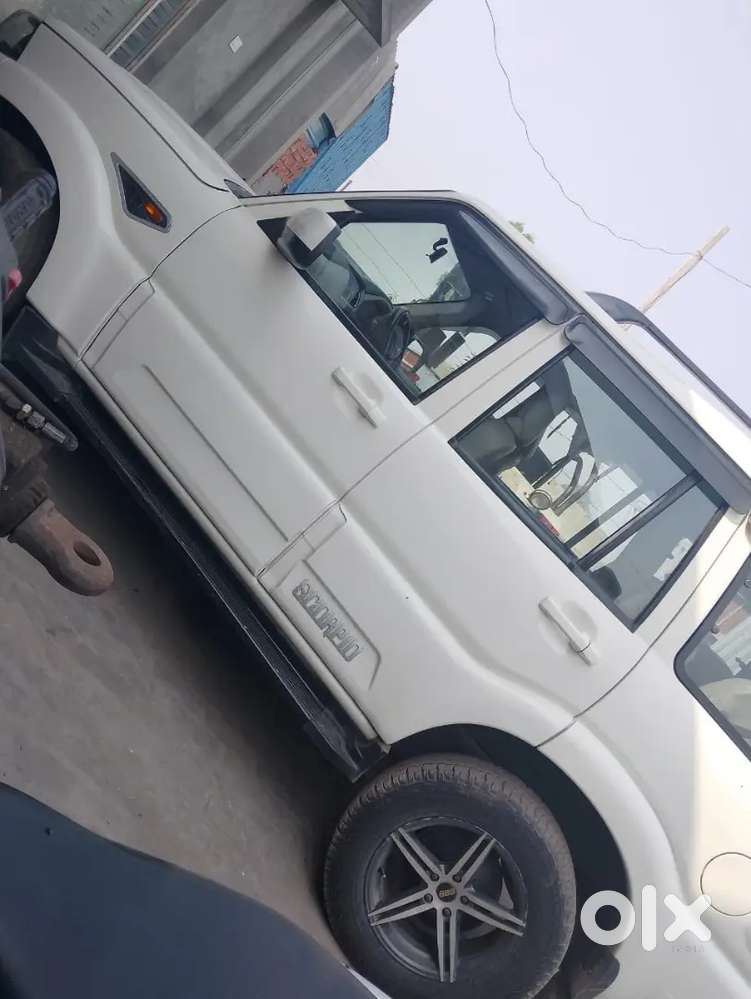 Mahindra Scorpio Classic 2015 Diesel 100000 Km Driven