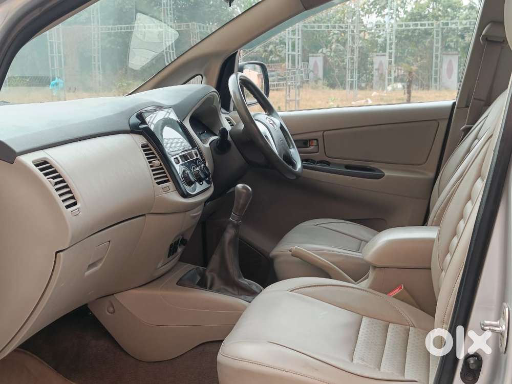 Toyota Innova 2.5 G (diesel) 8 Seater, 2014, Diesel