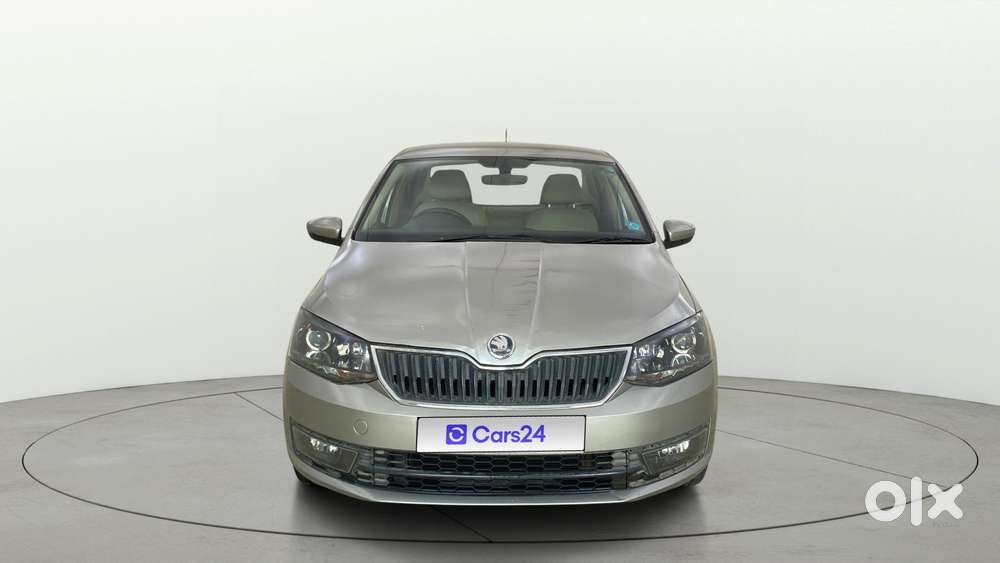 Skoda Rapid 1.6 Mpi At Style, 2016, Petrol