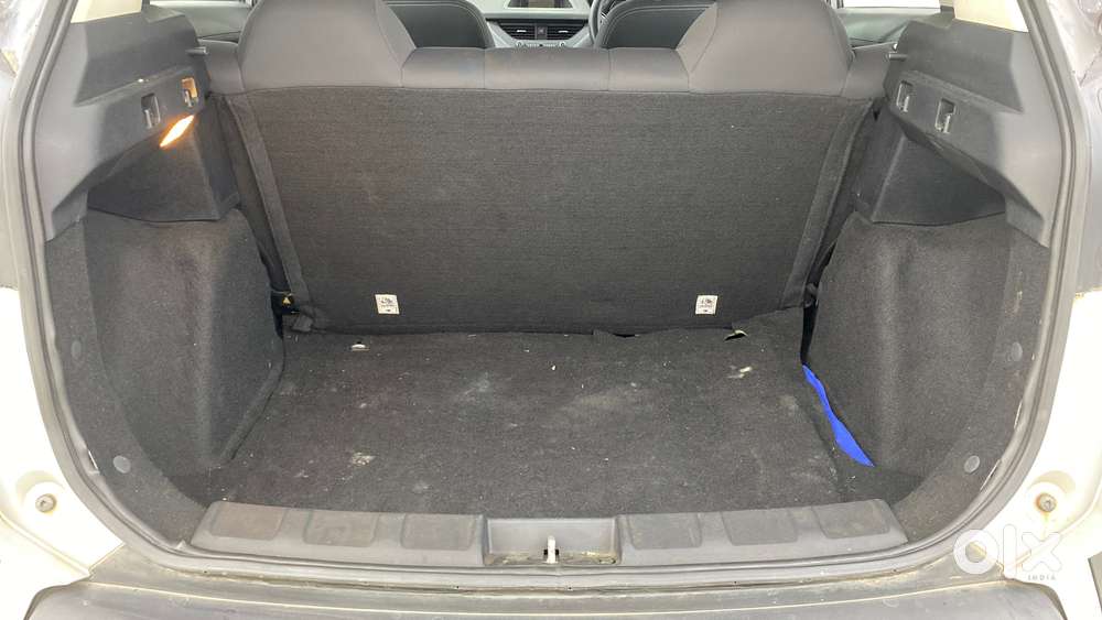 Tata Nexon 1.5 Revotorq Xma Amt, 2021, Petrol