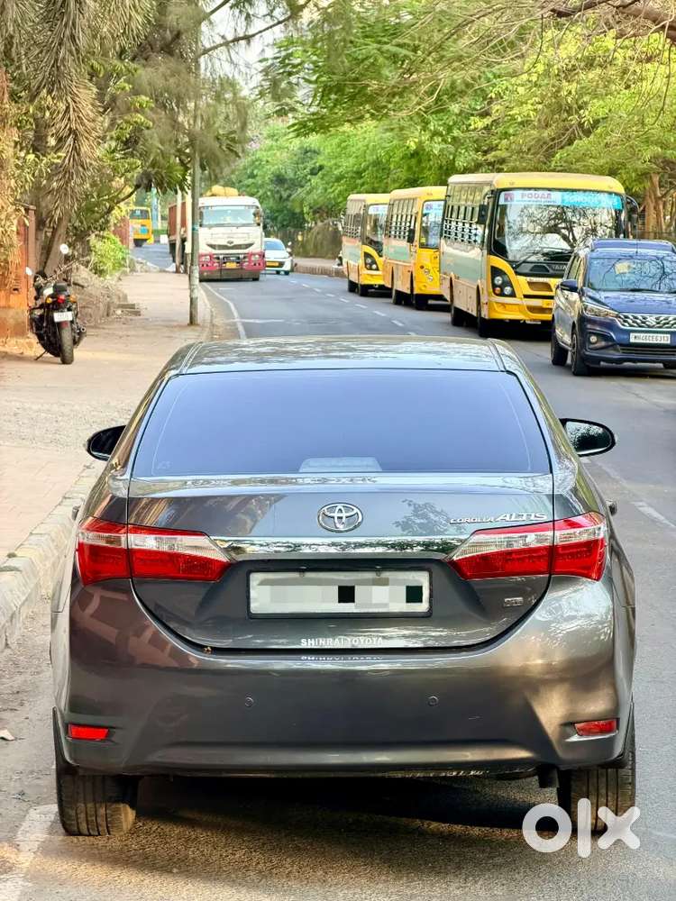 Toyota Corolla Altis 2016 Petrol Well Maintained