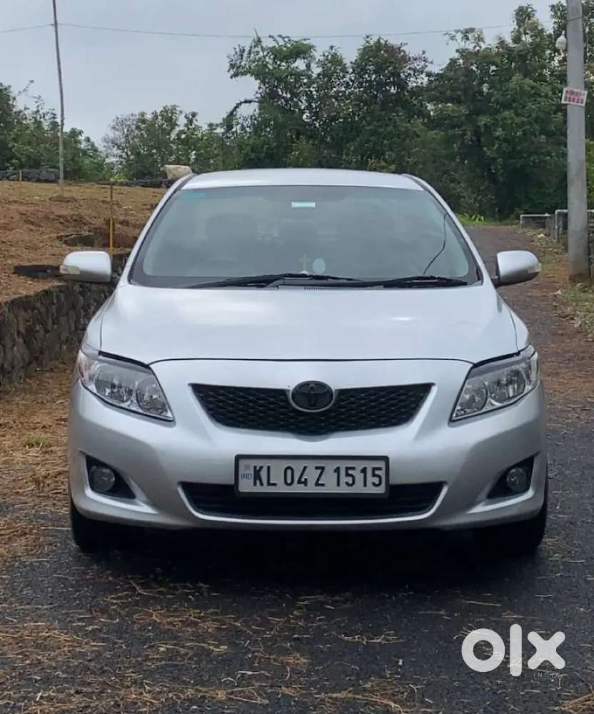Corolla Altis Petrol