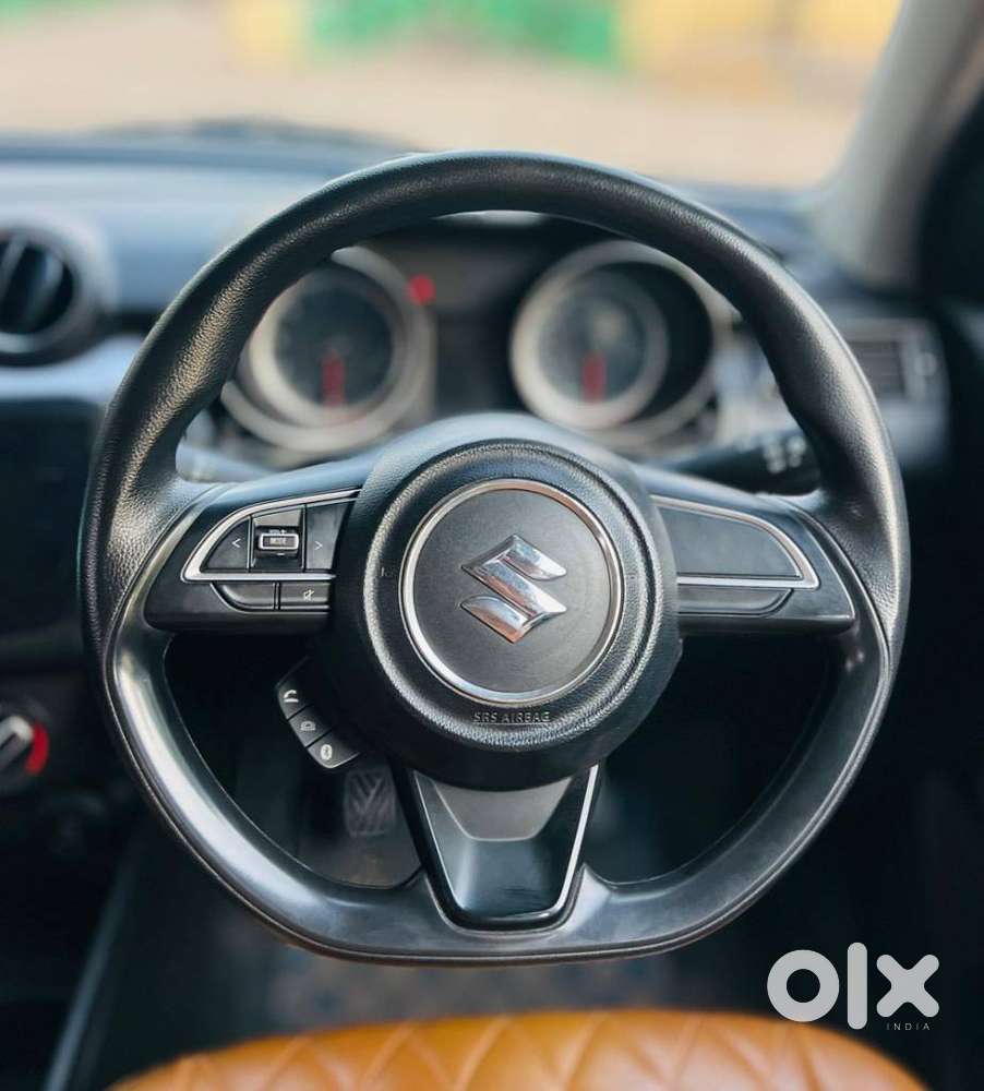 Maruti Suzuki Swift Vxi + Manual, 2022, Petrol