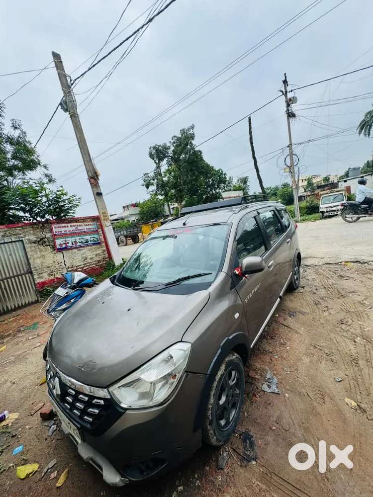 Renault Lodgy 11 Diesel Well Maintained