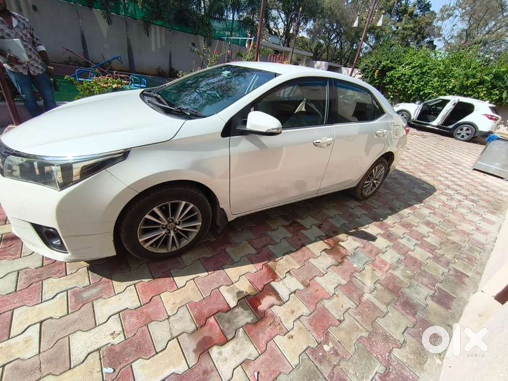 Toyota Corolla Altis Automatic 2017 Petrol Well Maintained