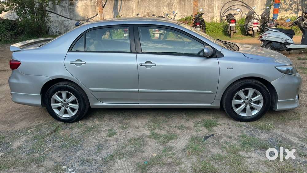 Toyota Corolla Altis 2012  Petrol 1.8 J Aero Edition