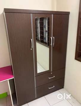 Cupboard Buy Sell Used Furniture in Satara OLX