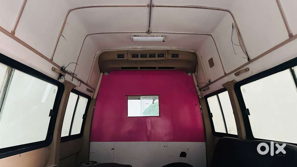 Tata Winger Deluxe - Hi Roof (ac), 2016, Diesel