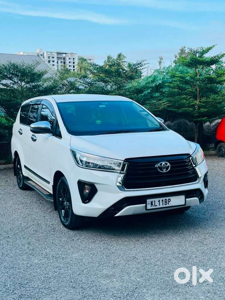 Toyota Innova Crysta 2.8 Gx At 8s, 2019, Diesel