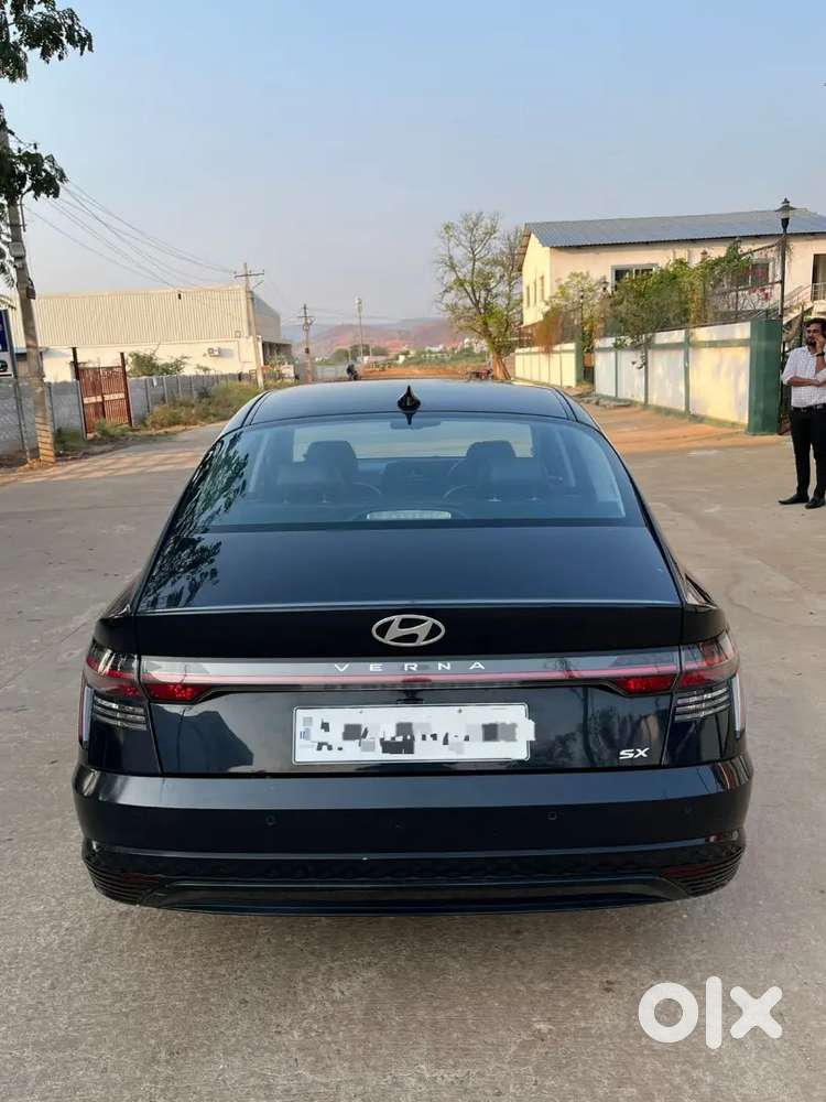 Hyundai Verna 2023 Sx Petrol