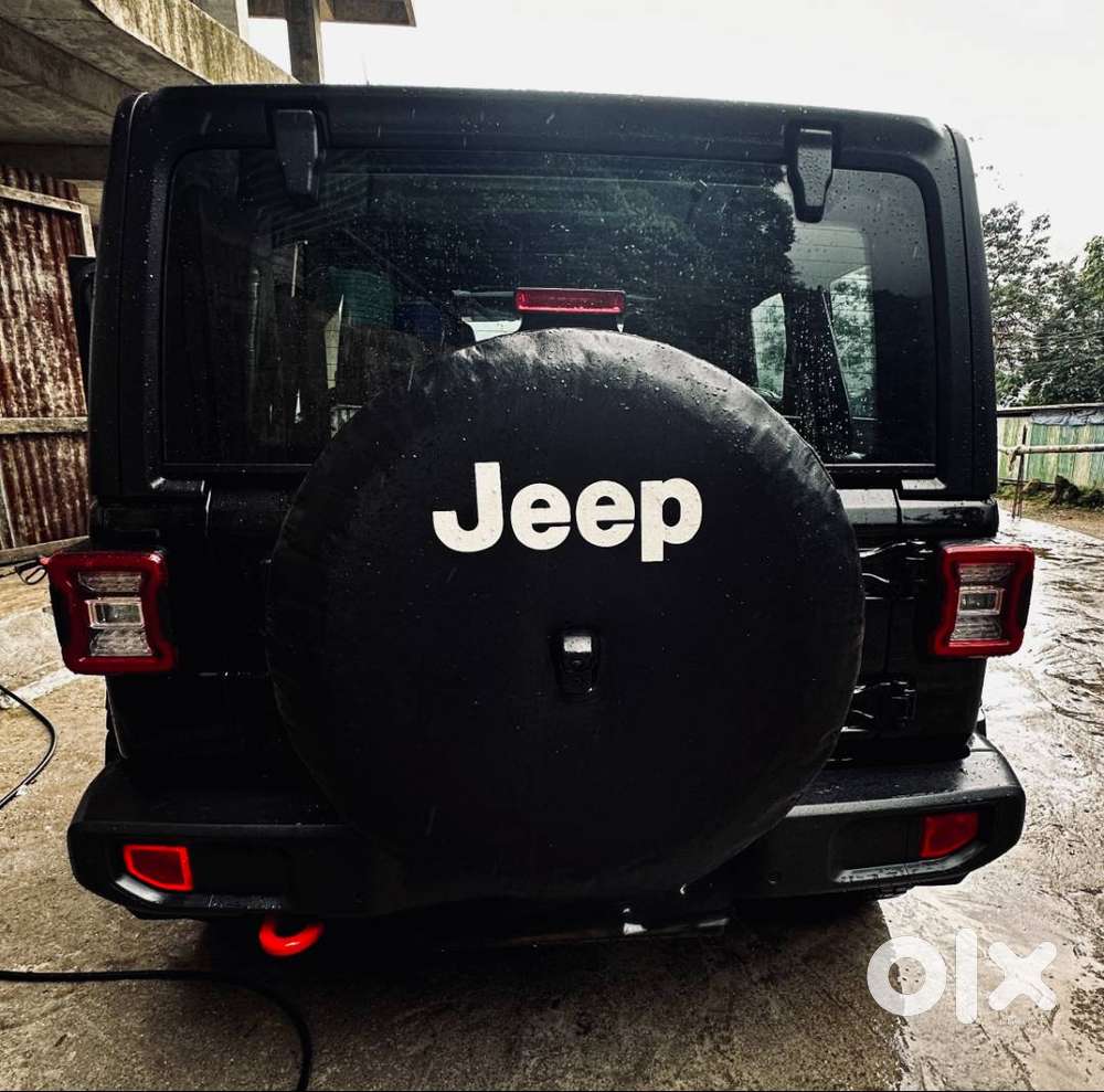 Pristine Black Jeep Wrangler Rubicon 4x4 Auto