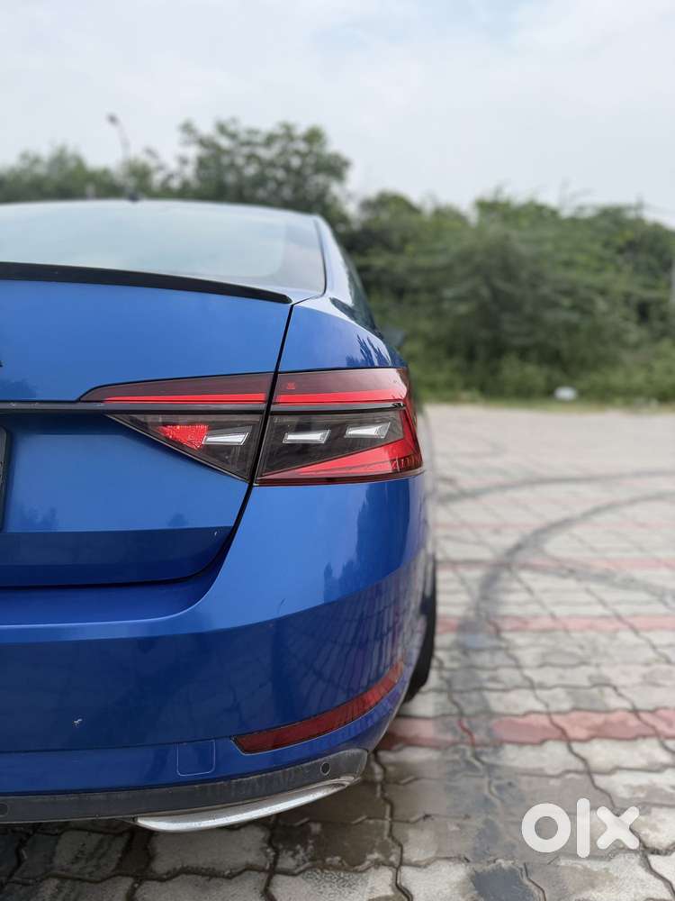 Skoda Superb Sportline 1.8 Tsi At, 2021, Petrol