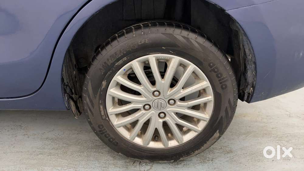 Maruti Suzuki Dzire 1.2 Zxi, 2017, Petrol