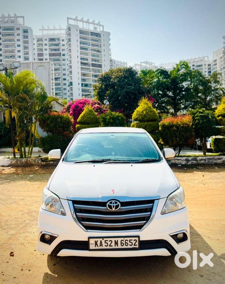 Toyota Innova 2014 Diesel Well Maintained