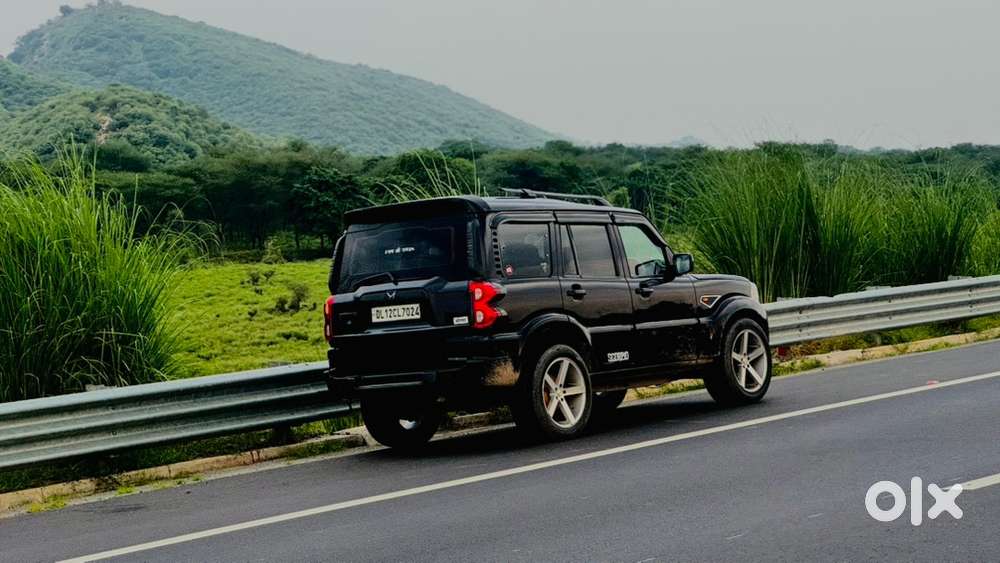 Mahindra Scorpio Classic 2017 Year