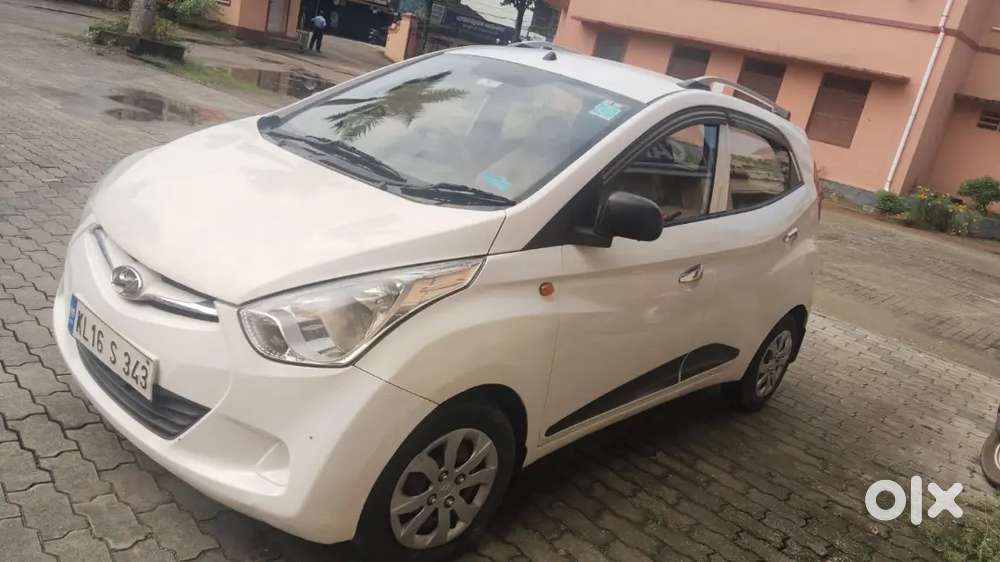 Hyundai Eon 2017 Petrol 72000 Km Driven