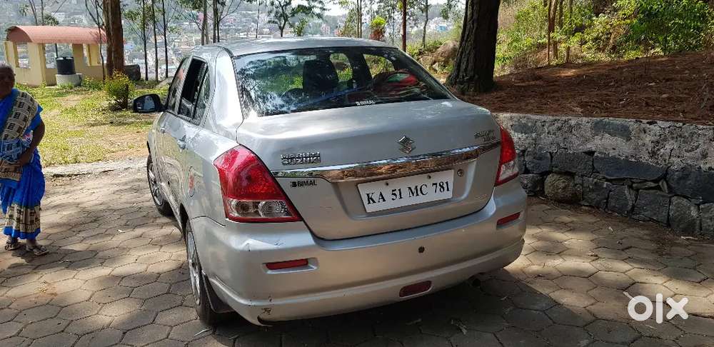 Maruti Suzuki Dzire 2011 Cng & Hybrids 215000 Km Driven