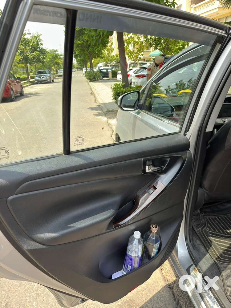 Innova 2.8 G Automatic