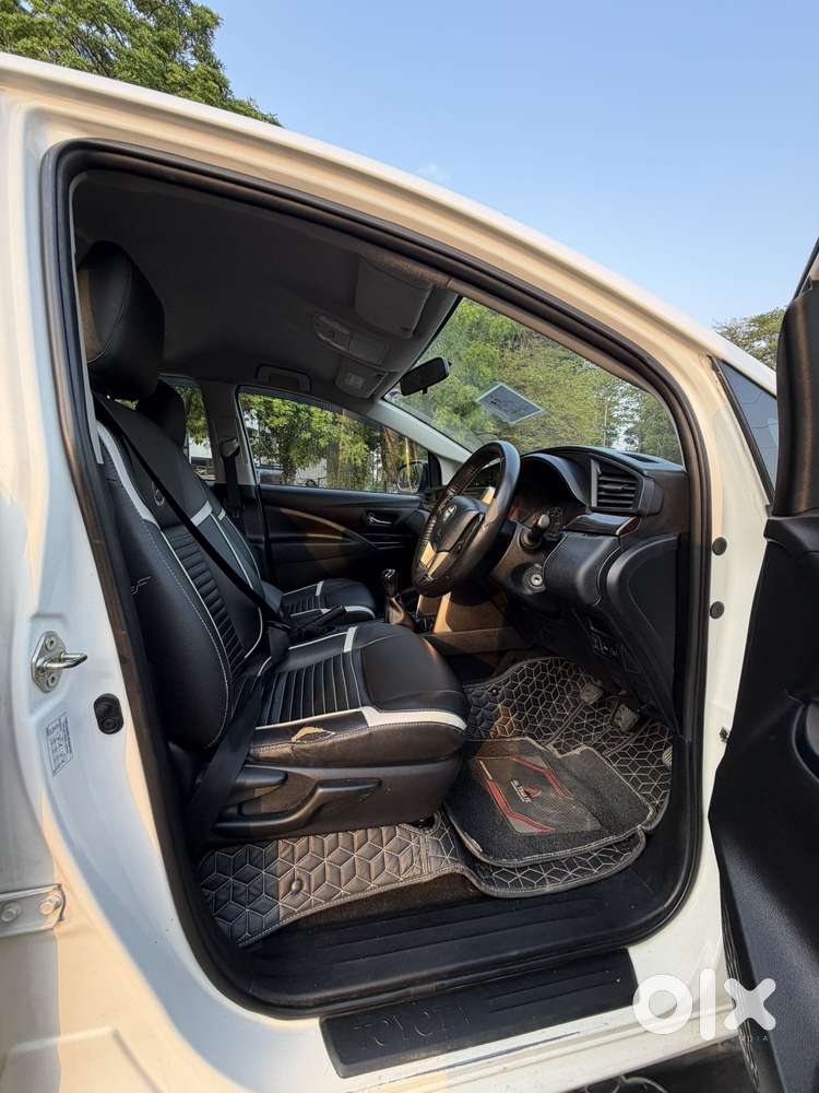 Toyota Innova Crysta 2.4 G Mt, 2019, Diesel