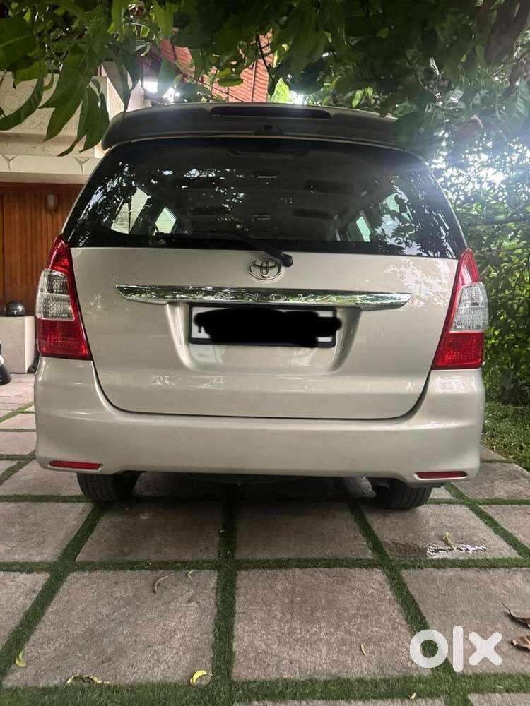 Toyota Innova 2013 Diesel Well Maintained