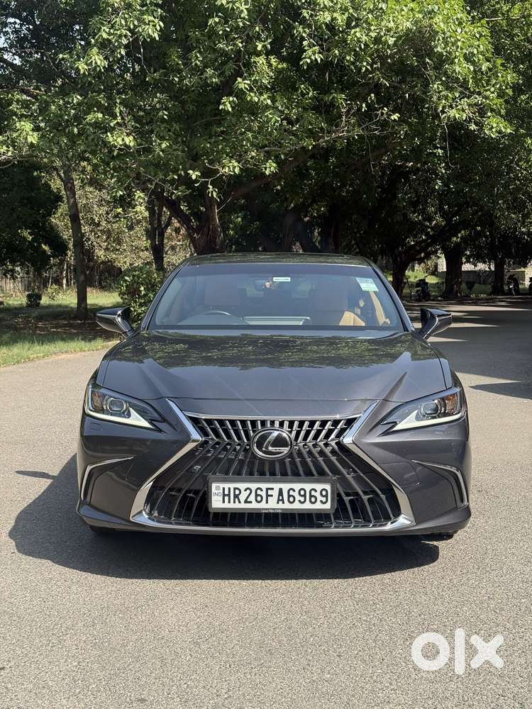 Lexus Es 300h Exquisite, 2023, Cng & Hybrids