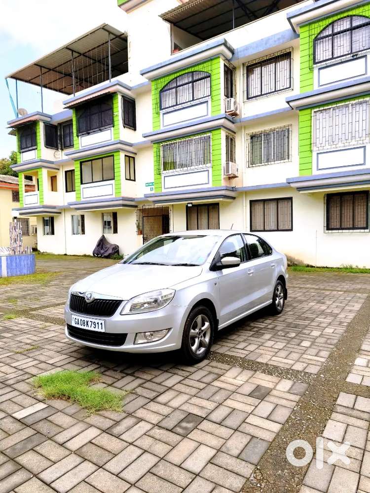 Skoda Rapid 1.6 Ambition 2014