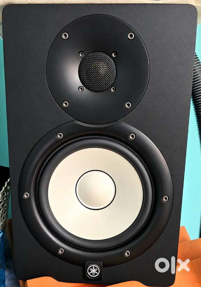 Yamaha hs7 professional studio monitors pair