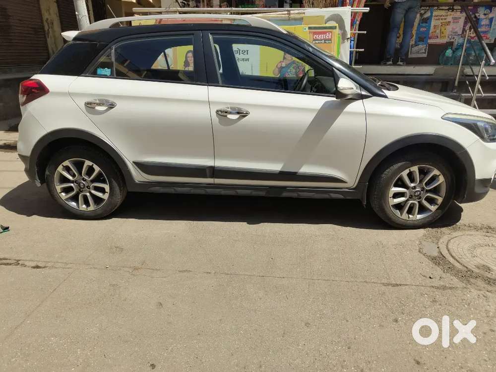 Hyundai I20 Active 2016 Petrol Well Maintained