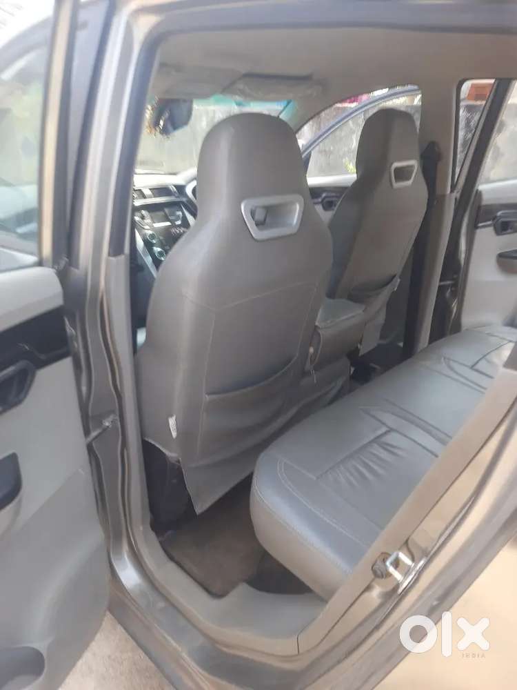 Mahindra Kuv100 Nxt 2017 Diesel 70000 Km Driven