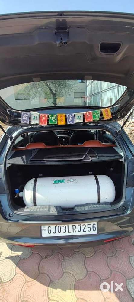 Tata Altroz Cng & Hybrids Well Maintained