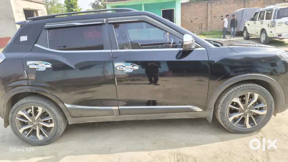 Xuv300 Top Modal Good And Wall Mantan And Sunroof Abhlable