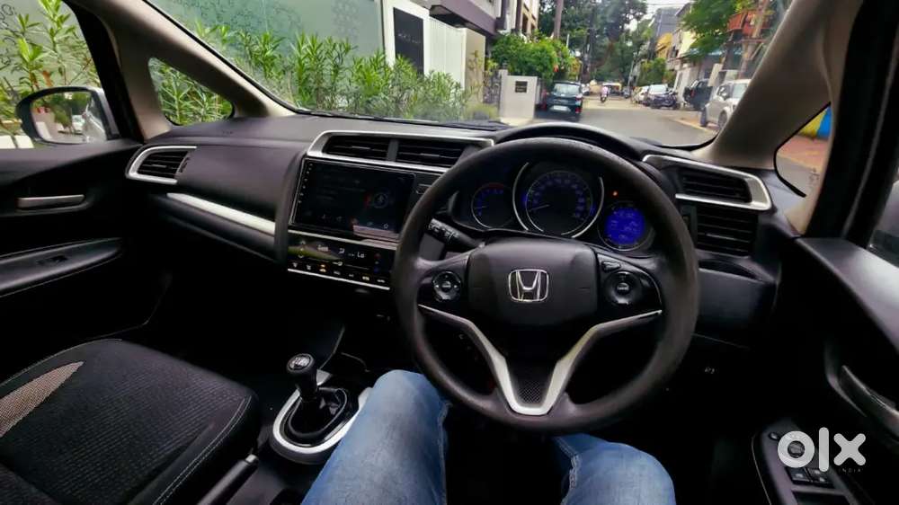 Honda Wr-v 2017 Diesel Well Maintained. Average Is Very Good 25+