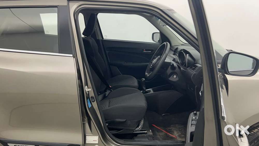 Maruti Suzuki Swift Vvt Vxi, 2021, Petrol