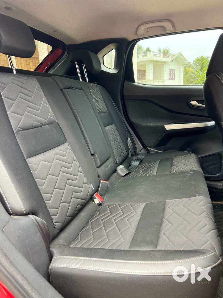 Nissan Magnite 1.0 Xv Turbo Cvt, 2021, Petrol