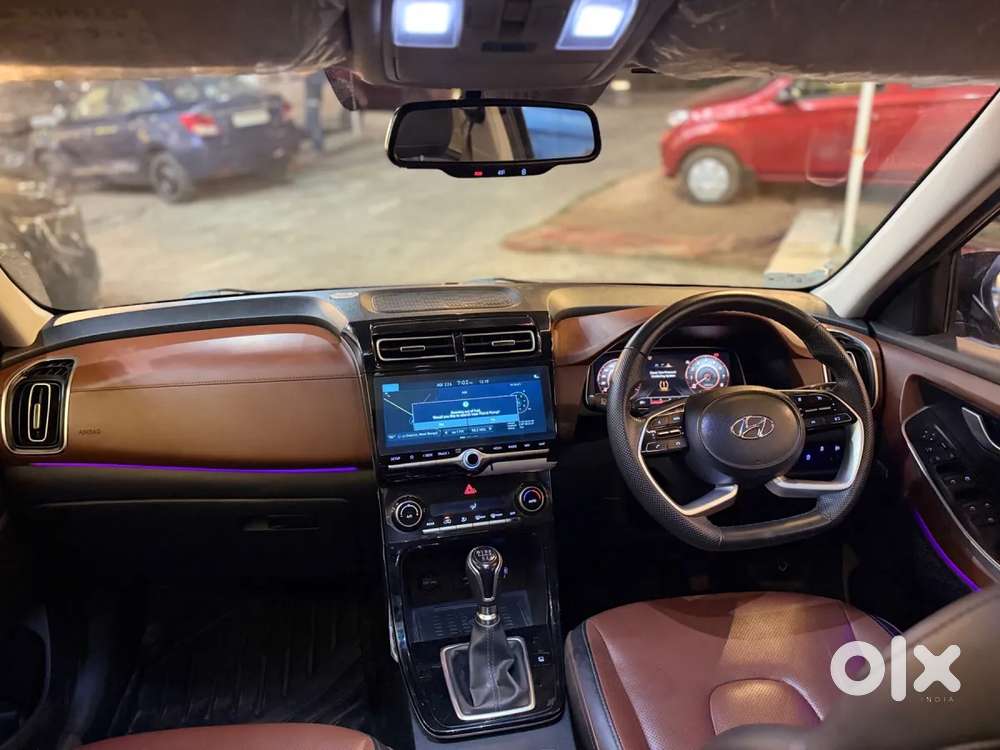 Hyundai Alcazar Platinum 7 Str 1.5 Turbo Petrol Adventure, 2023, Pet..