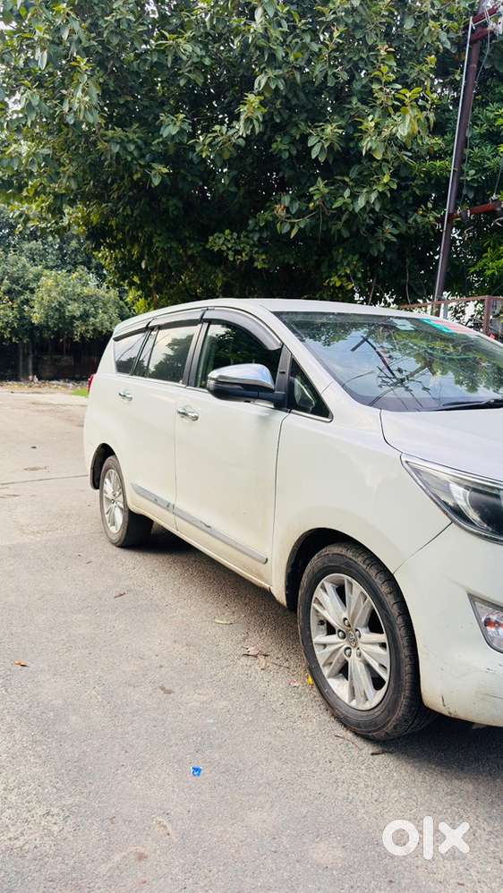 Toyota Innova Crysta Top Model Manual