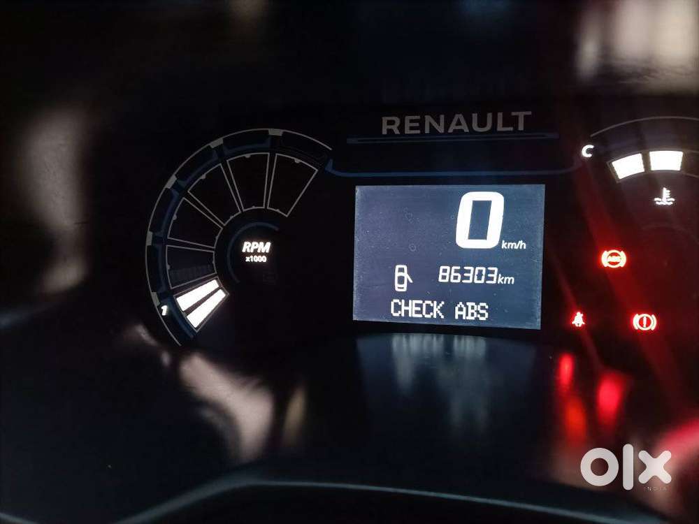 Renault Triber Rxz, 2019, Petrol